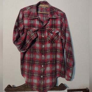 Very vintage 1970s flannel printed shirt red and black plaid
